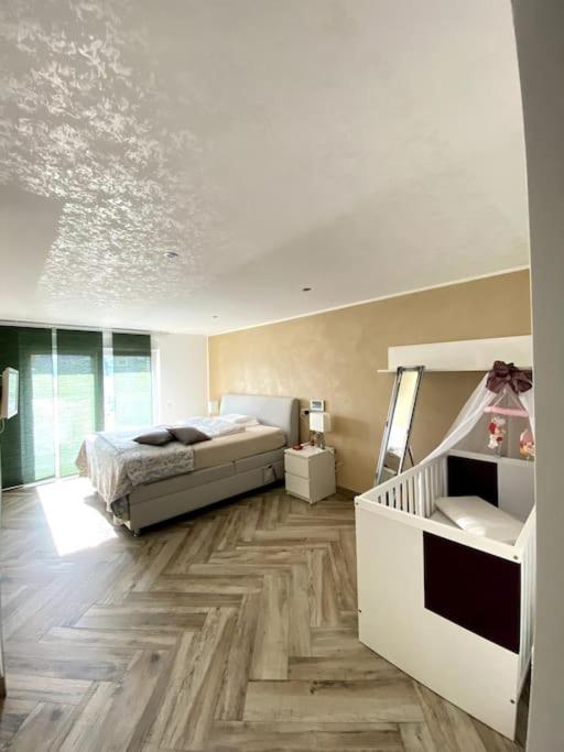 Villa Mit Pool Зигбург Екстериор снимка