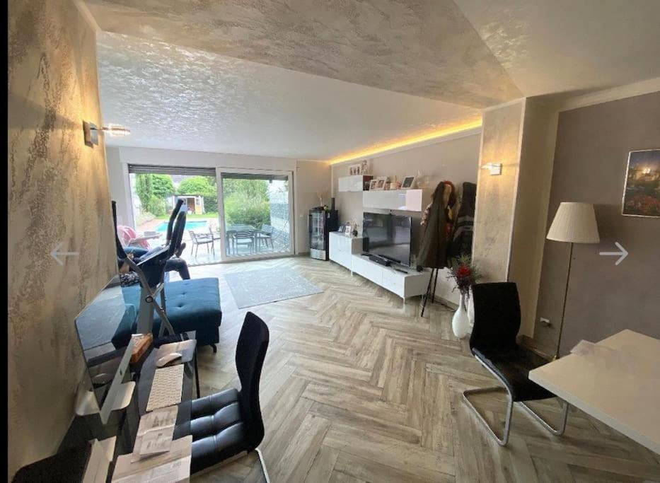 Villa Mit Pool Зигбург Екстериор снимка